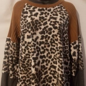 Women's Tunic Sweater/Shirt M